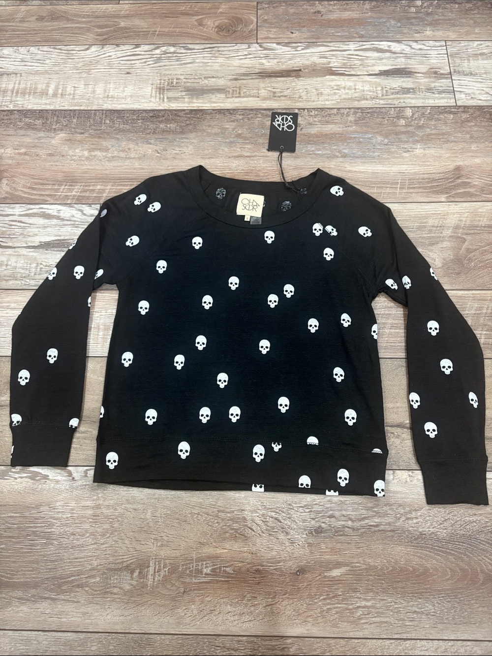 NWT Chaser Brand Skull Print Sweater Black Small